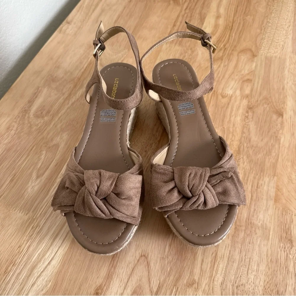 LIZ CLAIBORNE Tan Nude Peep Toe Platform Wedge SANDALS With Bow Size 7M